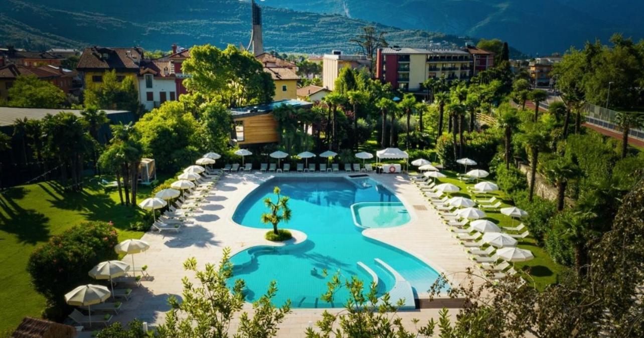 Astoria Resort Riva del Garda Extérieur photo